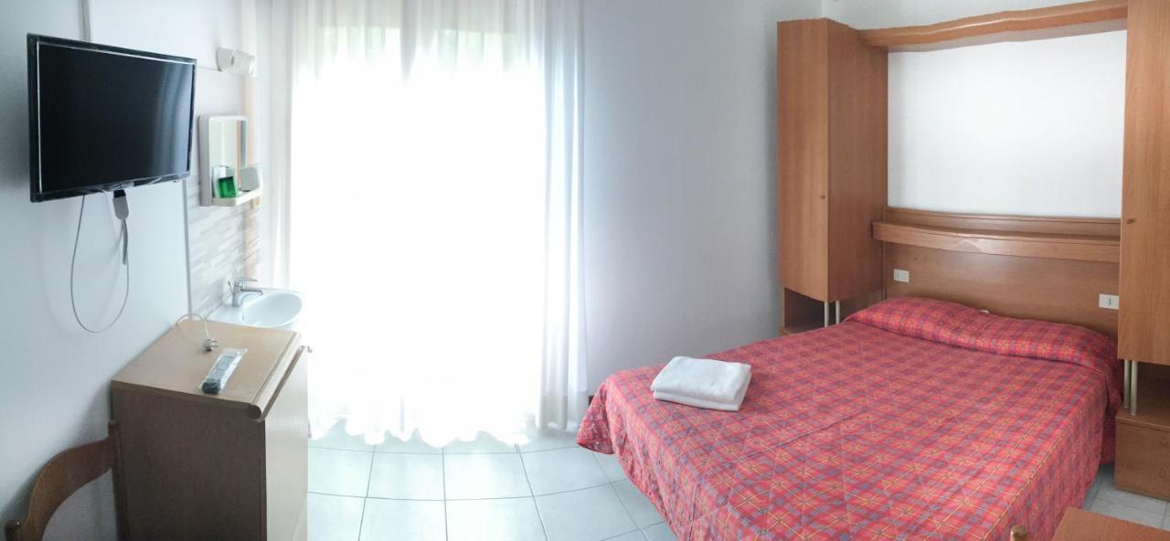 Hotel Zen Lignano Sabbiadoro Luaran gambar