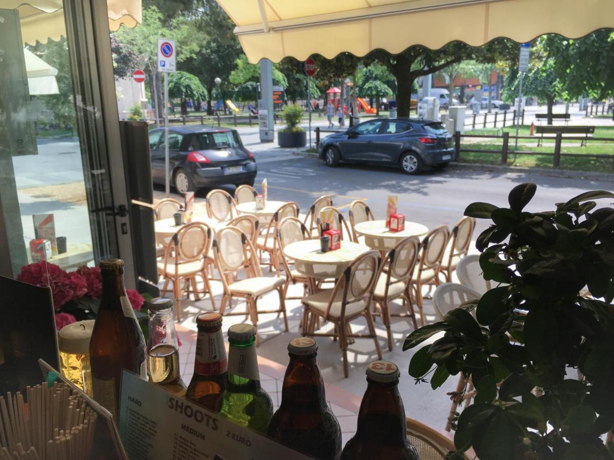 Hotel Zen Lignano Sabbiadoro Luaran gambar